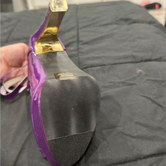 Ankle Heels - Picture 4 of 4